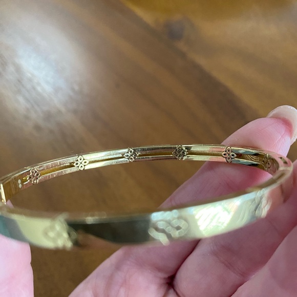 Verona Diamond Flower Bangle - Picture 10 of 12